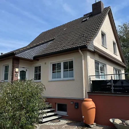 Ruegenferienhaus - Schaprode Hafen Exterior photo