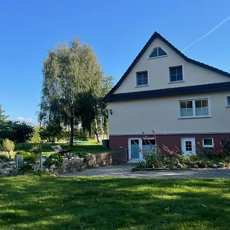 Ruegenferienhaus - Schaprode Hafen Exterior photo