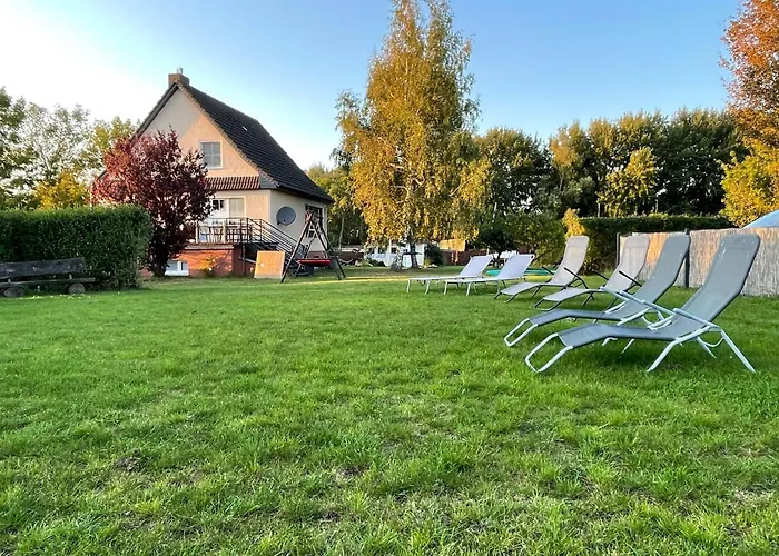 Ruegenferienhaus - Schaprode Hafen