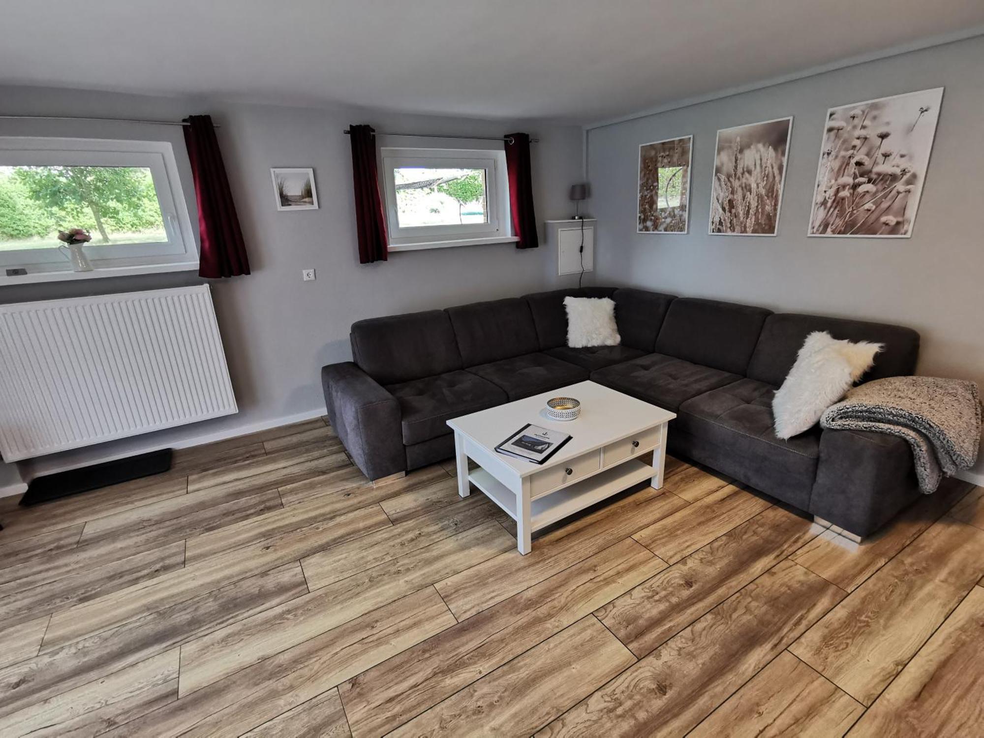 Apartment Ruegenferienhaus - Hafen Schaprode